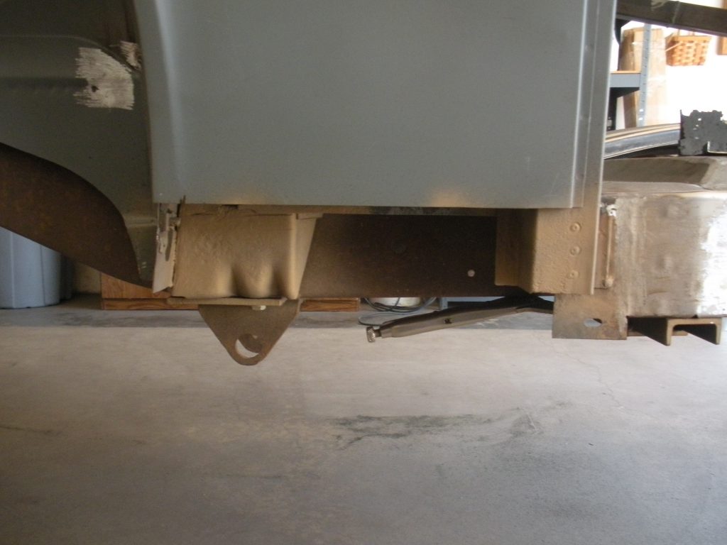 A large metal object sitting on top of the floor.