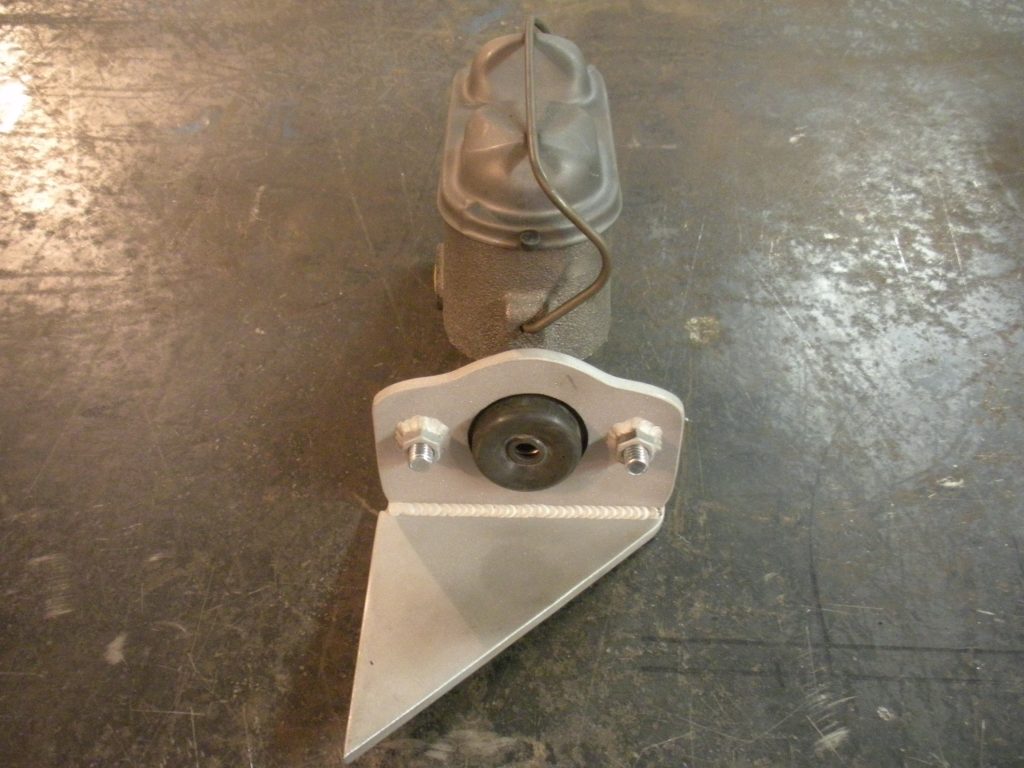 A metal object sitting on top of the floor.