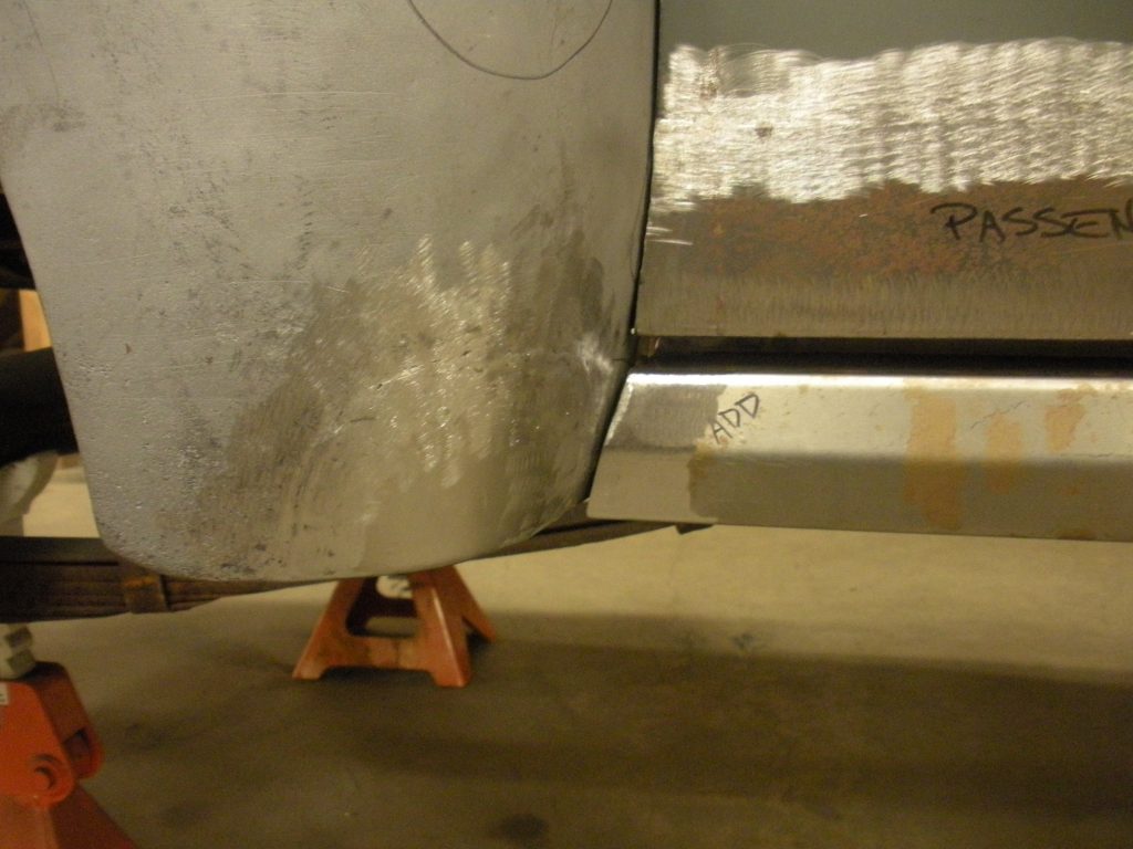 A metal object sitting on top of the floor.